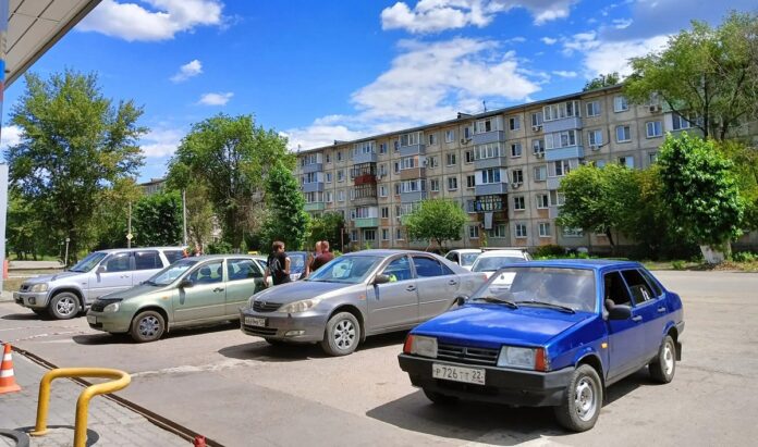 АЗС-Роснефть-очередь
